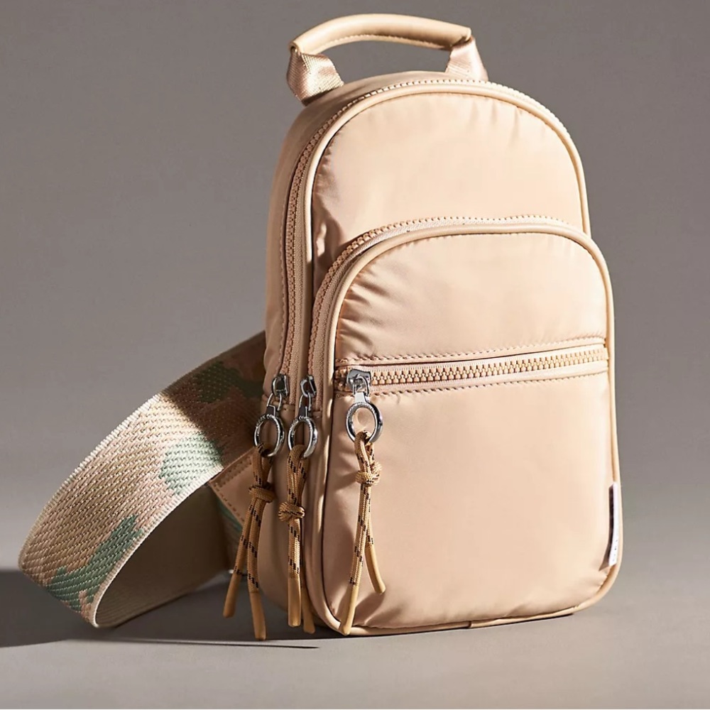 NWT urban originals convertible sling backpack